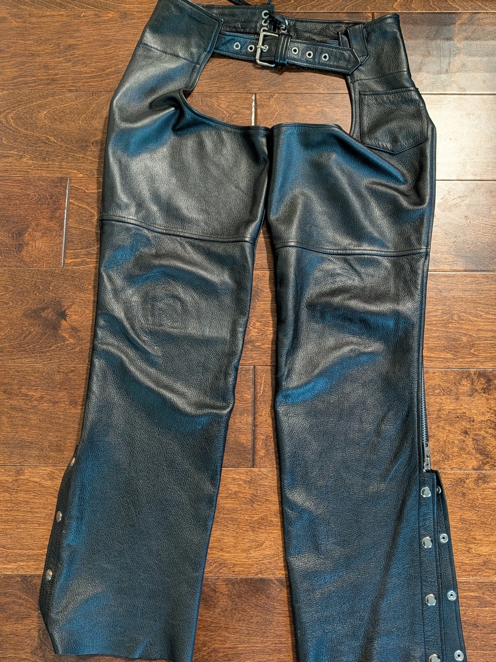 Wilson's Leather - Black Leather Motorcycle Chaps - Size Medium